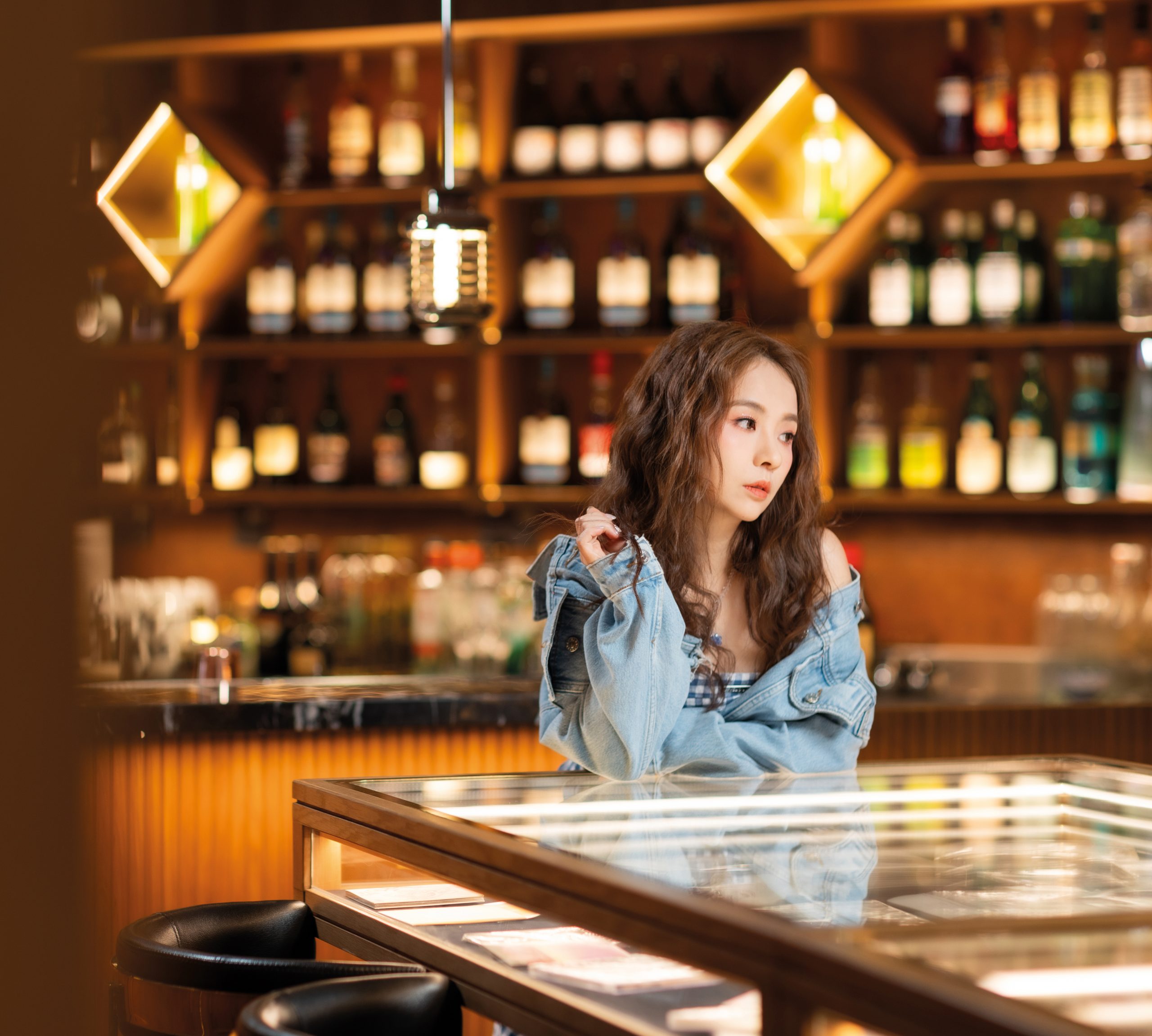 創作女歌手谷婭溦 用音樂探討人性